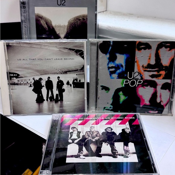 🎸💿Retro U2 Collectable CD’s 4 Titles Bundle from the 1990’s to early 2000📀🎸 - Picture 1 of 16